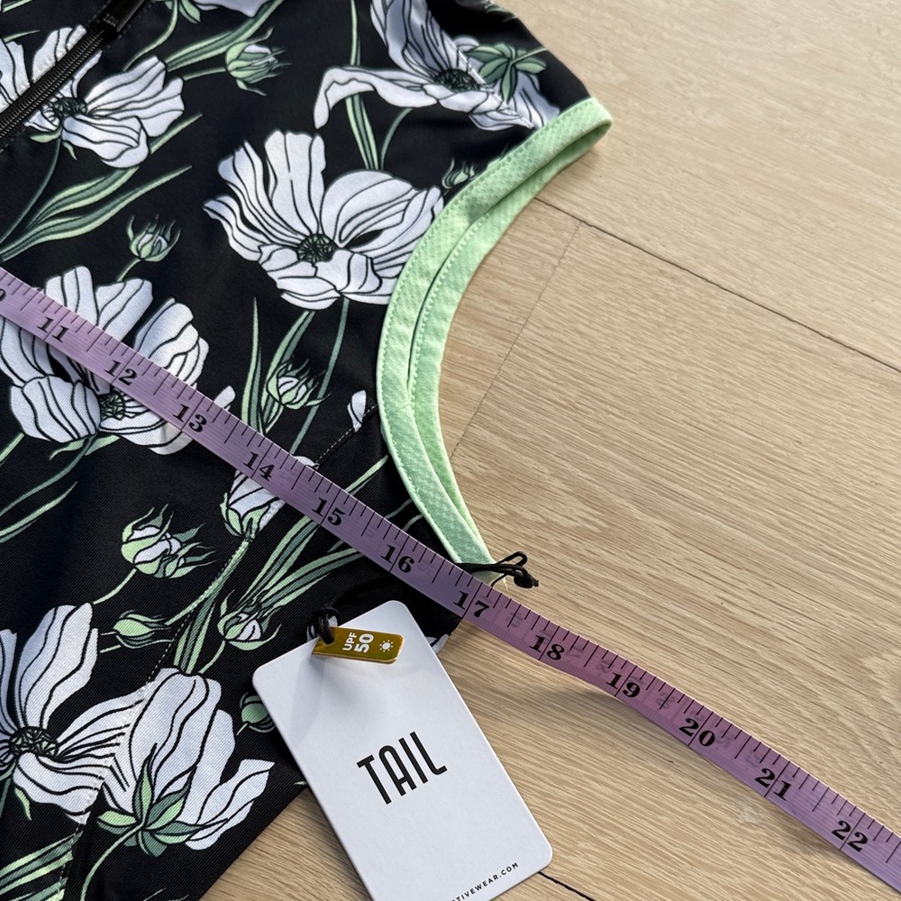 ⛳️NWT Tail Black Floral 1/4 Zip Top - Picture 3 of 8